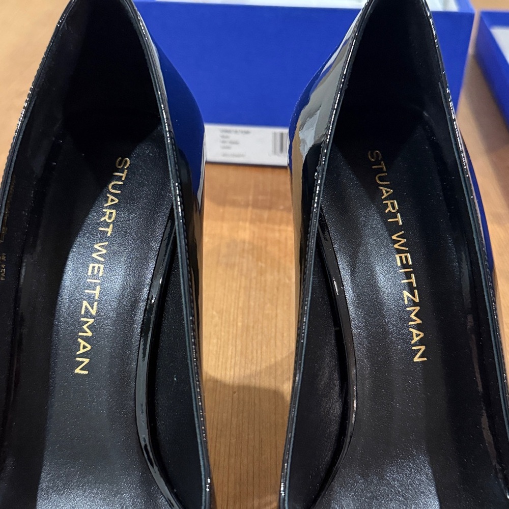Stuart Weitzman Vinnie 85 Pump - Picture 3 of 15